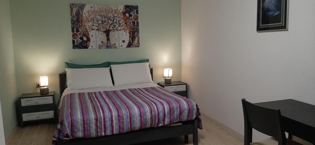 Appartamento Al Borgo Costermano Sul Garda Via Pertica 8A Esterno foto